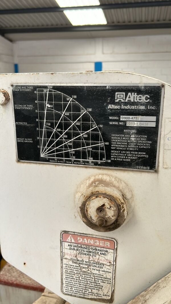 WhatsApp Image 2026-02-16 at 1.41.35 PM Camión Grúa Ford F 900