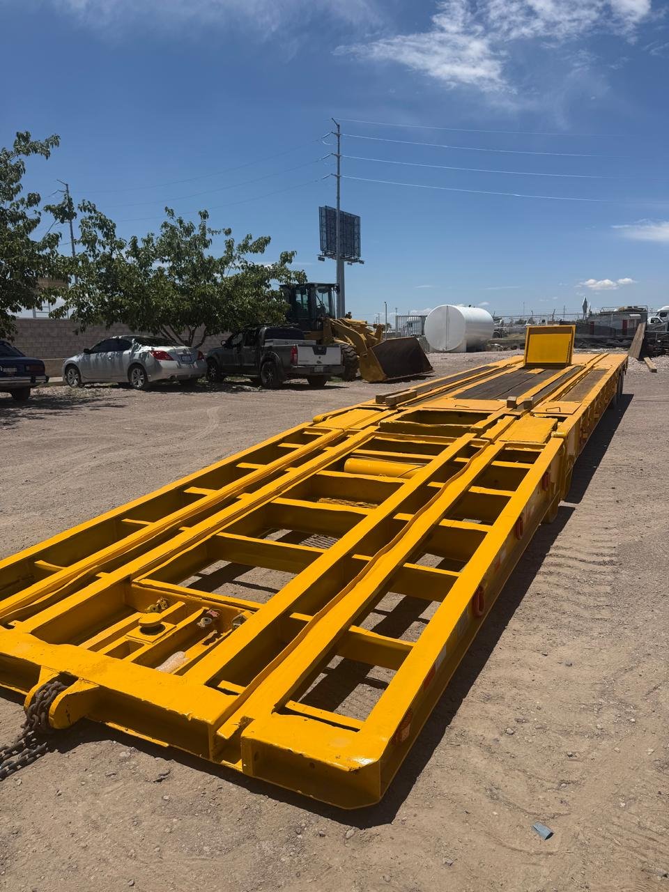 Lowboy ferroviario