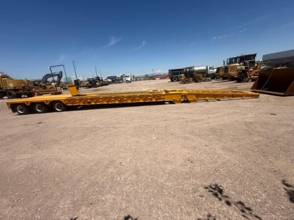 WhatsApp Image 2026-06-16 at 1.21.01 PM (2) Lowboy ferroviario