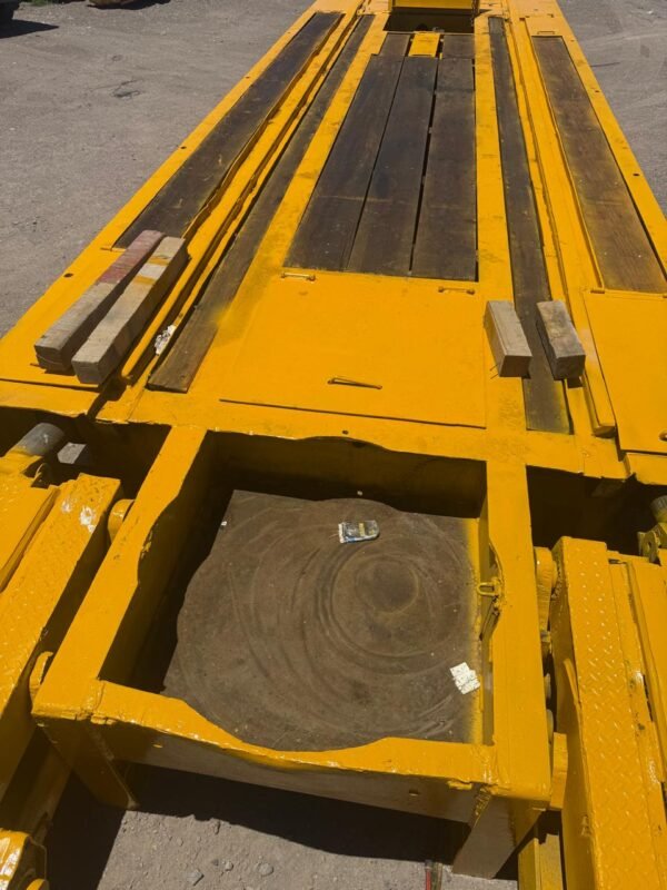 WhatsApp Image 2026-06-16 at 1.21.01 PM Lowboy ferroviario